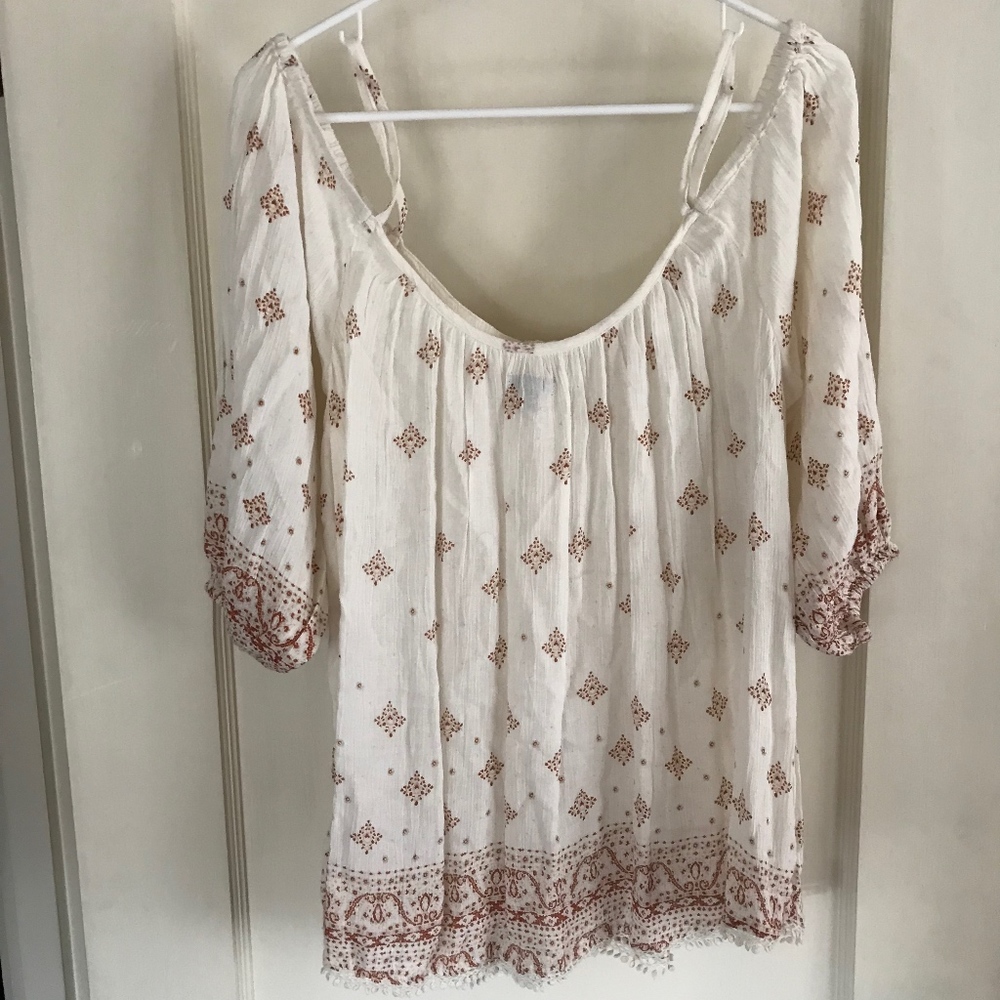 ecote urban outfitters new cold shoulder tunic